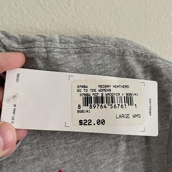 Adidas Women SZ L Heater Gray W/Red/White/Blue USA Soccer Graphic T Shirt NWT - Picture 3 of 5